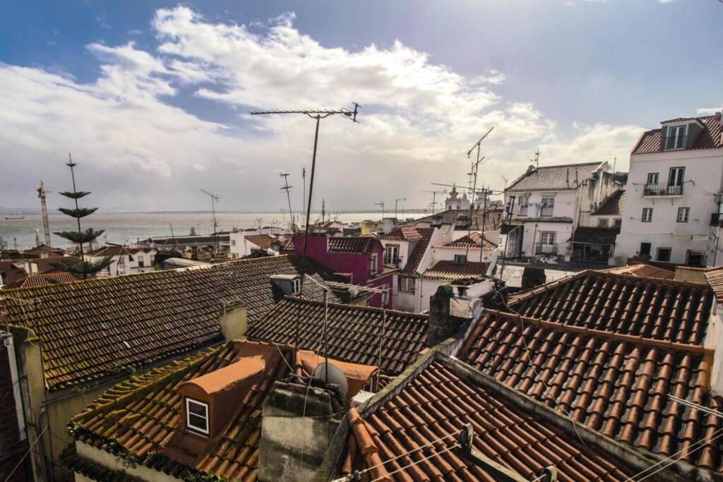 Amazing River View In Historical Lisboa Extérieur photo